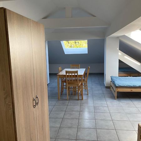 Kavkaz Restaurant & Hotel Lohmar Eksteriør billede