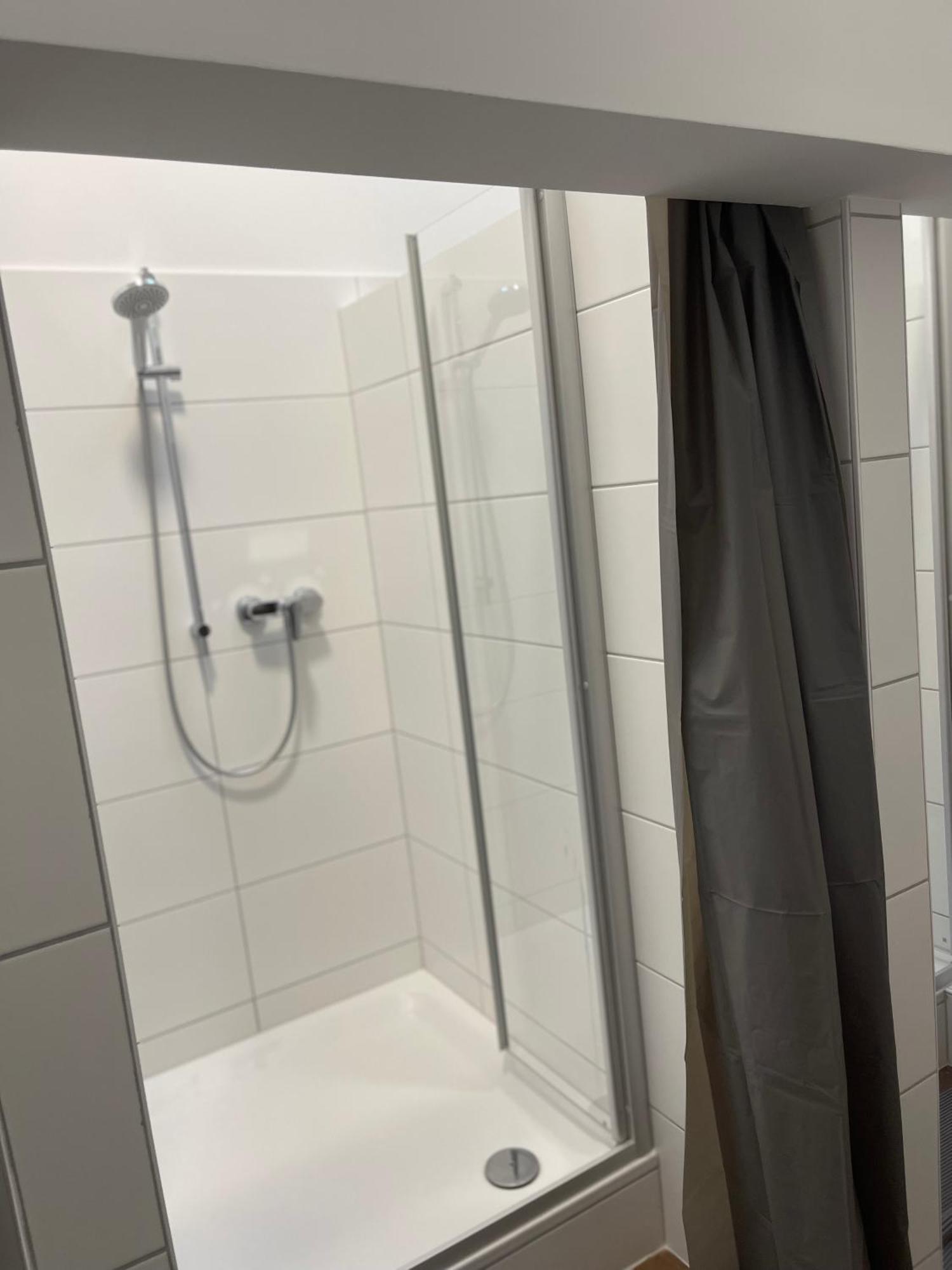 Kavkaz Restaurant & Hotel Lohmar Eksteriør billede